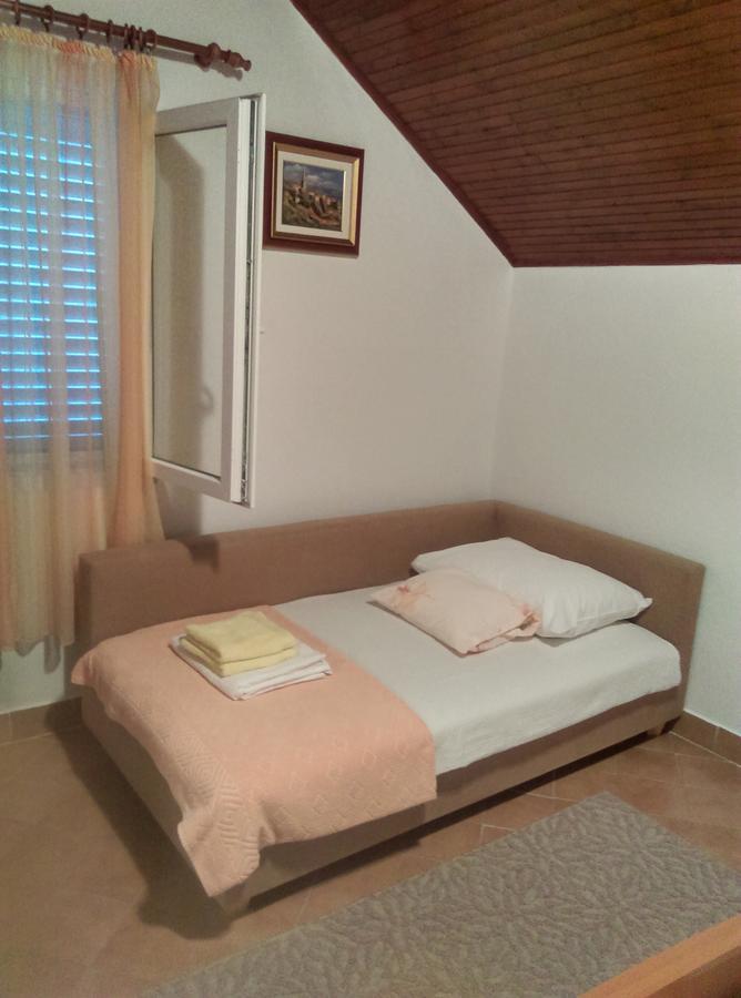 Nada Apartment ビリセ エクステリア 写真